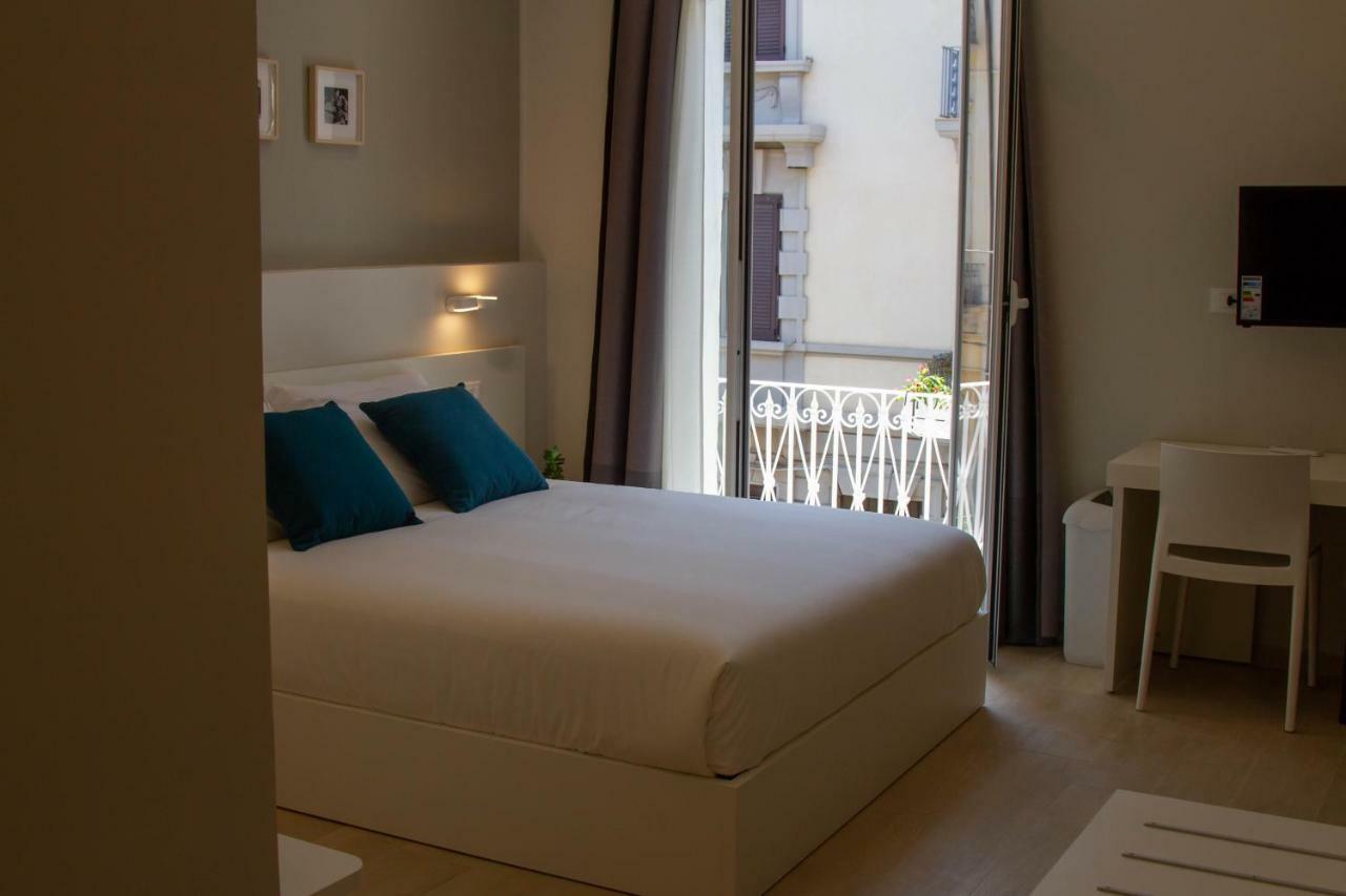 Le Suite Del Corso Сиракузы Экстерьер фото
